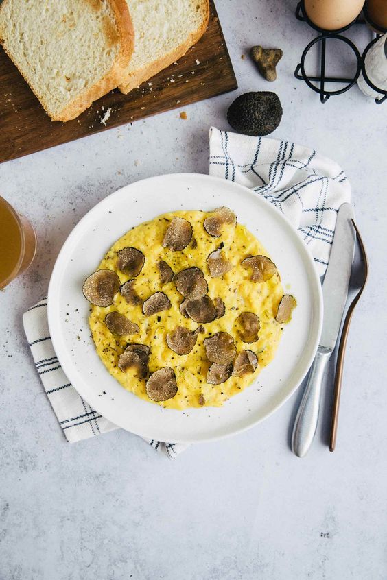 How to Make the Perfect Scrambled Eggs (With Truffles!)